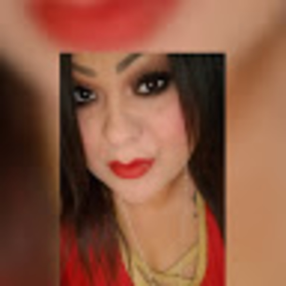 Meet your Posher, Denise